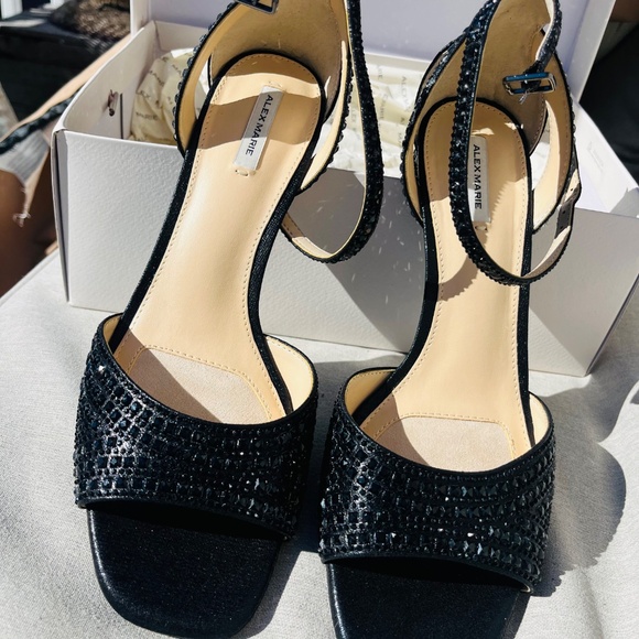 Dress shoes black sequin heeled sandals - Picture 4 of 7